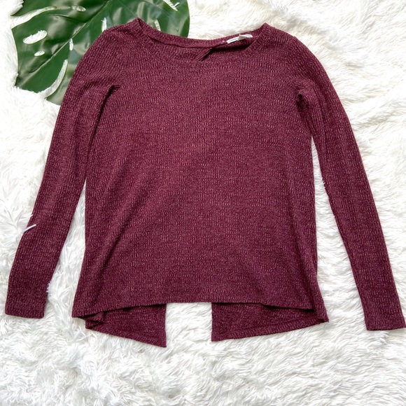 American Eagle Outfitters Tops - American Eagle Outfitters | Top with Cutout Back